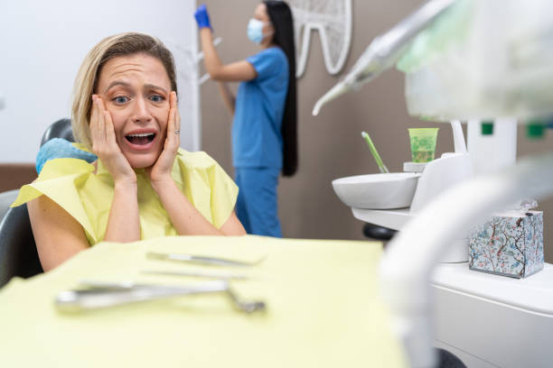Best Dentist for Tooth Abscess  in Summit, AZ